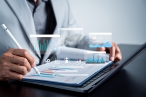 Financial forecasting and performance analysis by S.A. Associates showing the benefits of Fractional CFO Services vs recruit a CFO in Toronto.