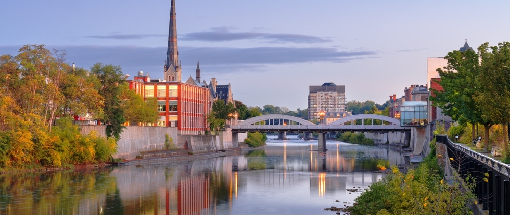 Fractional CFO advisor providing Cambridge fractional CFO services to a growing manufacturing business owner in Cambridge Ontario