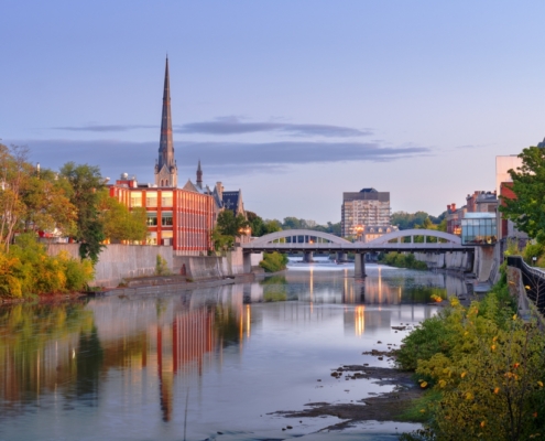 Fractional CFO advisor providing Cambridge fractional CFO services to a growing manufacturing business owner in Cambridge Ontario
